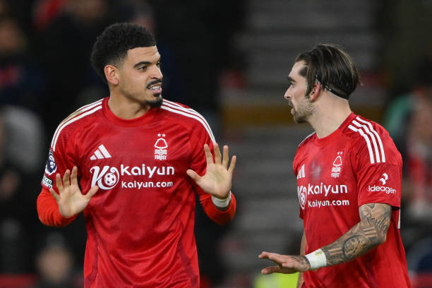 法国后卫瓦 法国后卫瓦