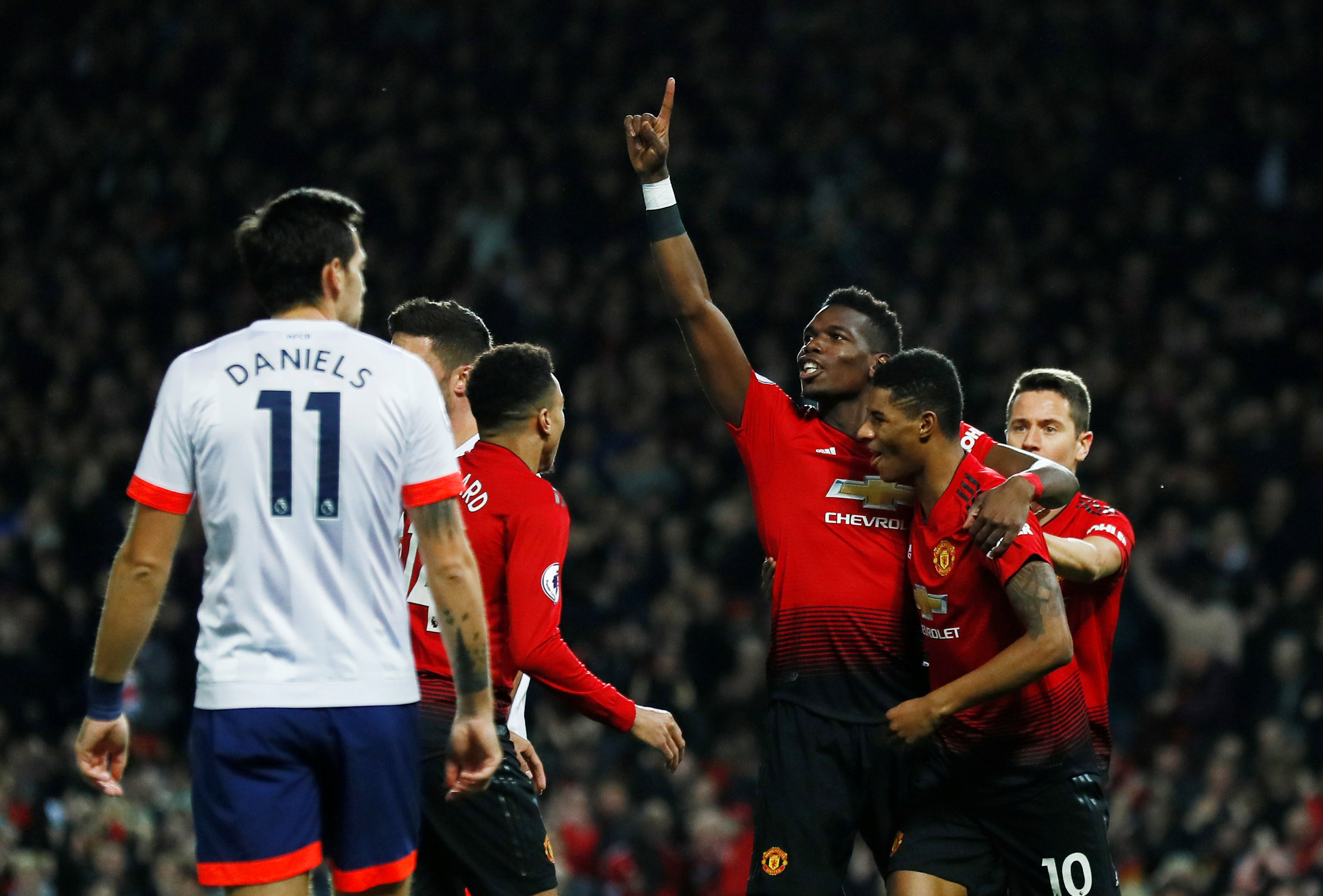 分钟时头球 分钟时头球