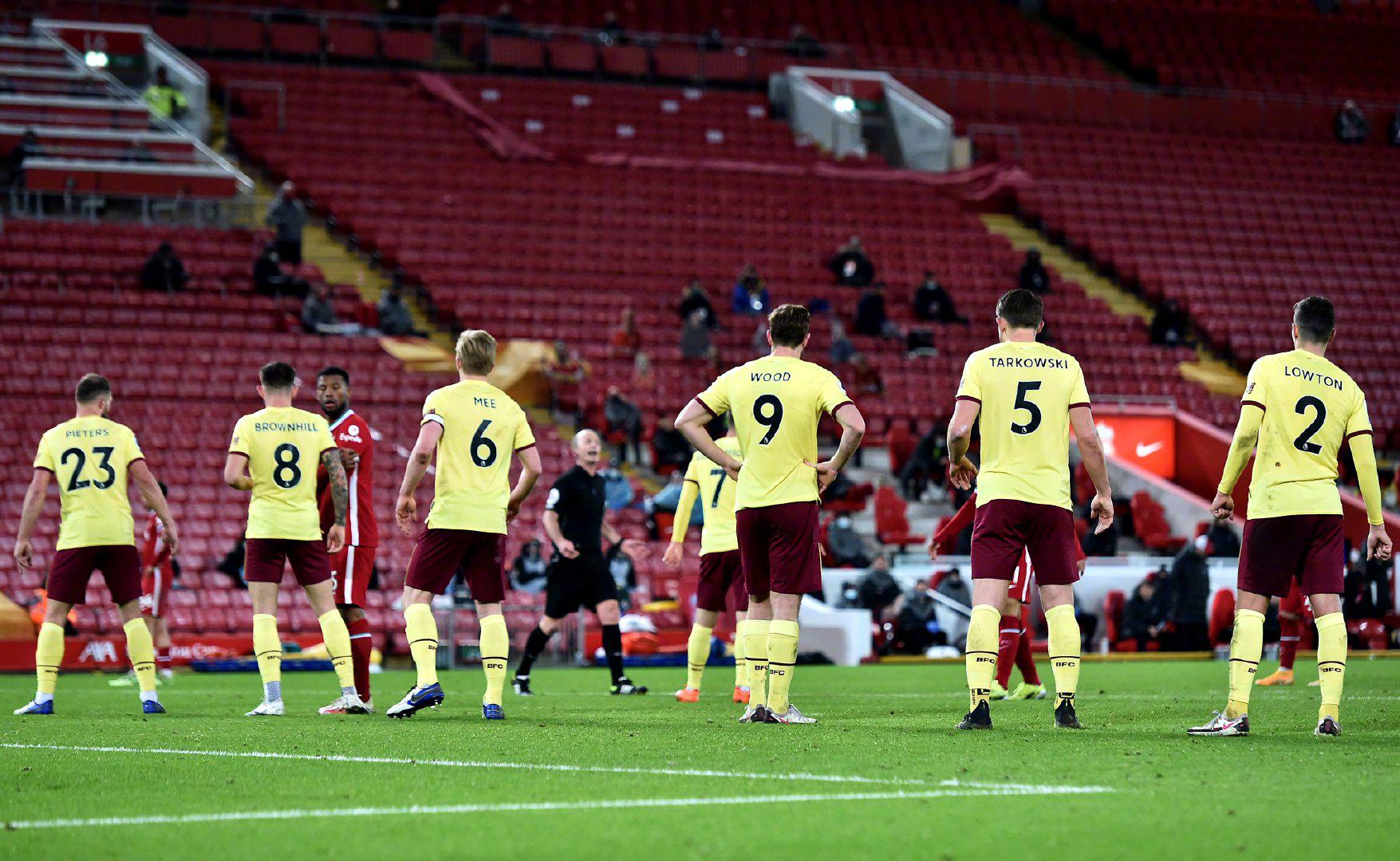 郑钦文年终总决赛关键战役今晚开打央视新闻客户端.